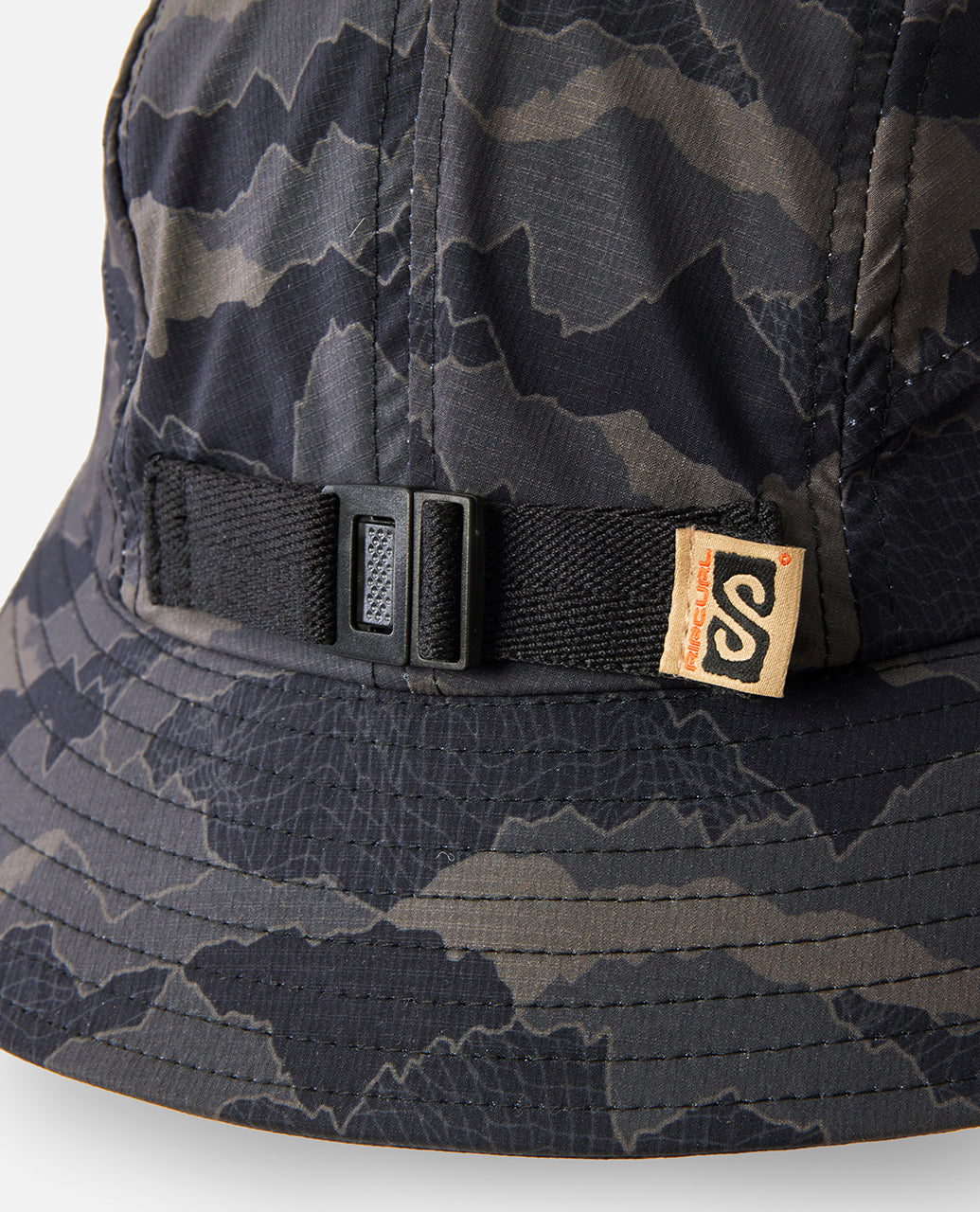 #color_Camo