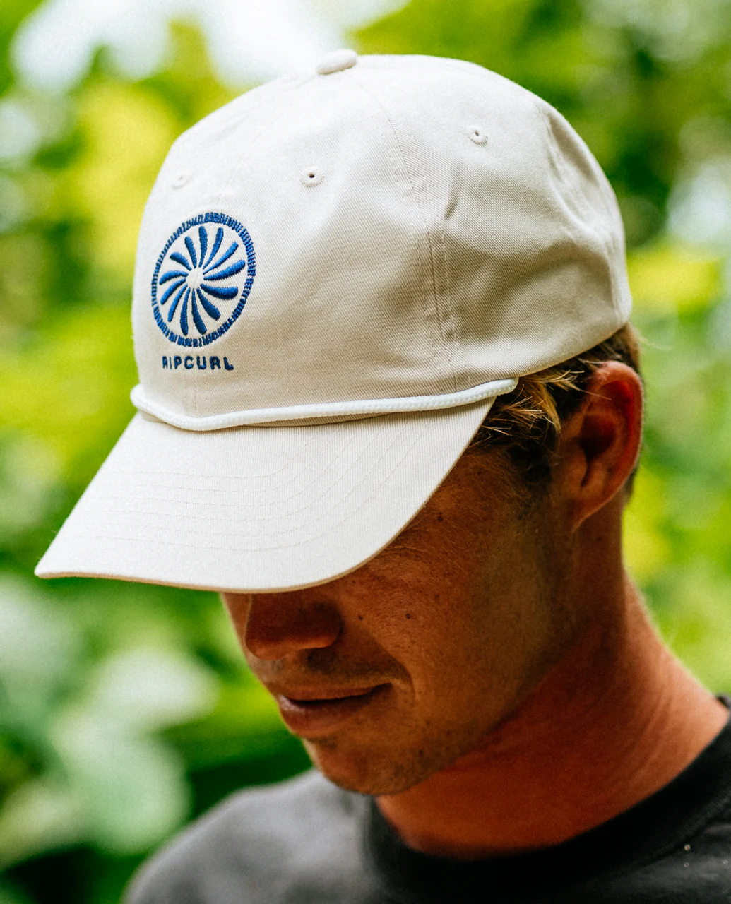 #color_Vintage White